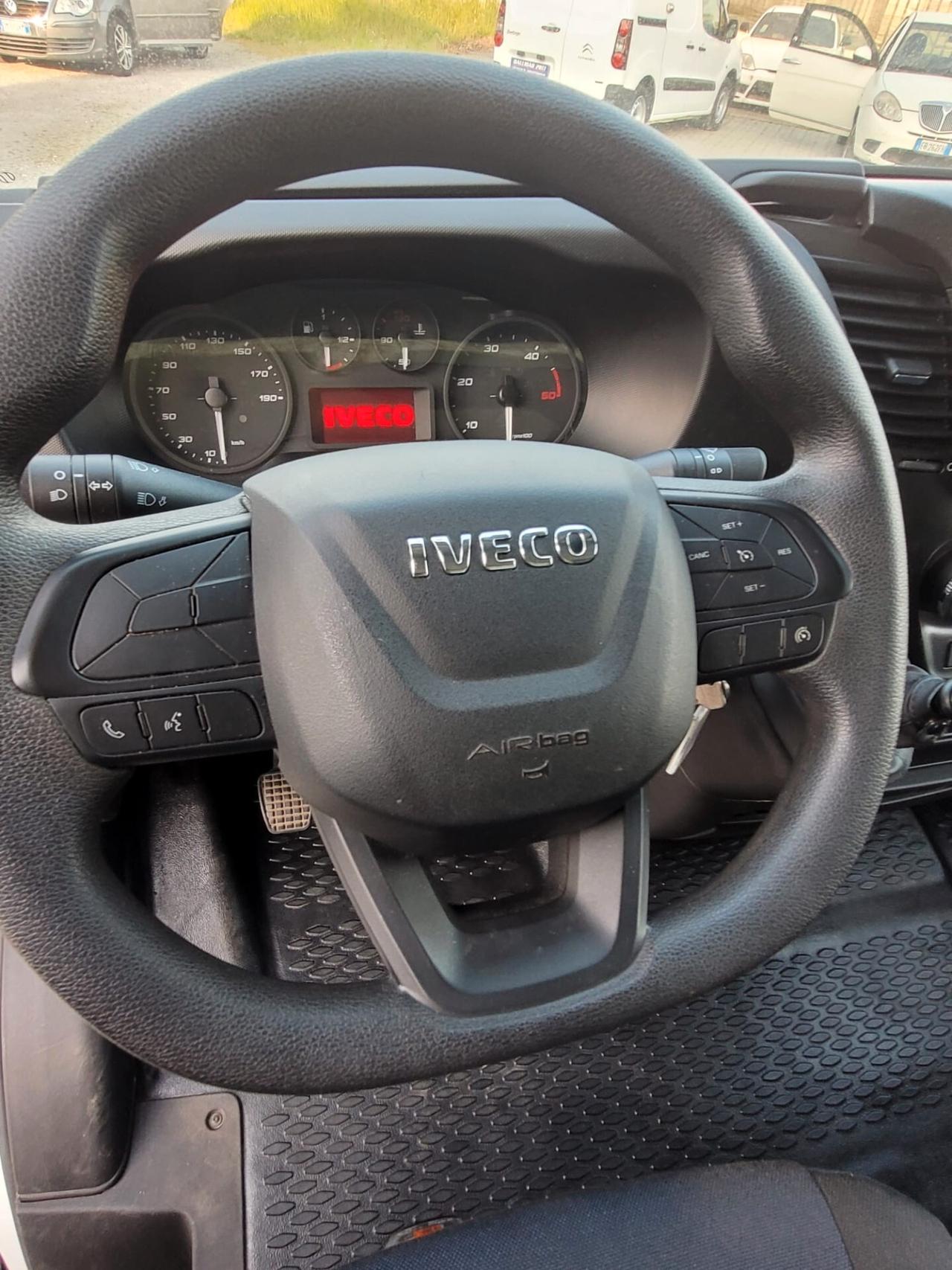 IVECO DAILY 35-160 3.0 (68.179 km)