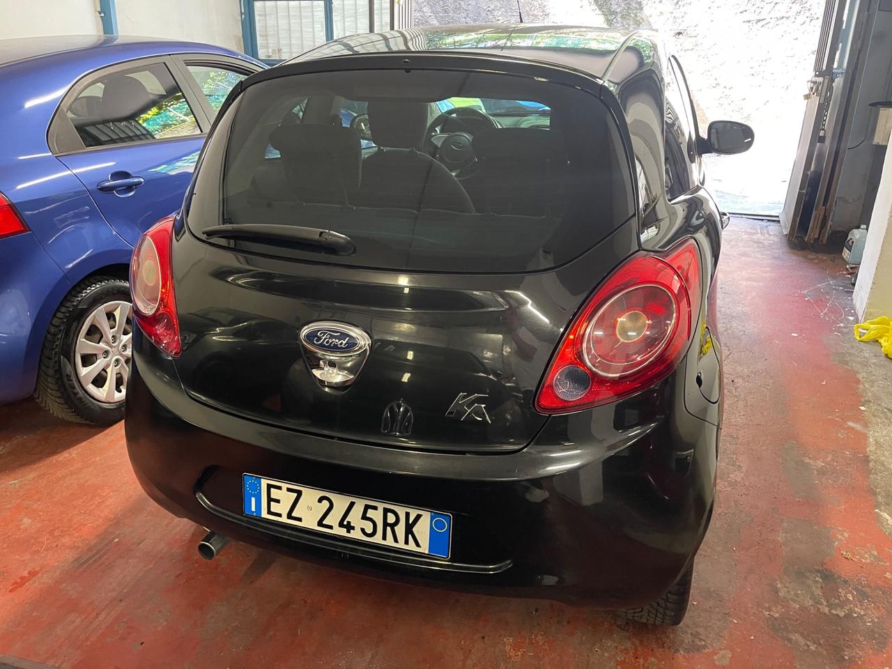 Ford Ka 1.2 8V 69 CV Black&White Edition