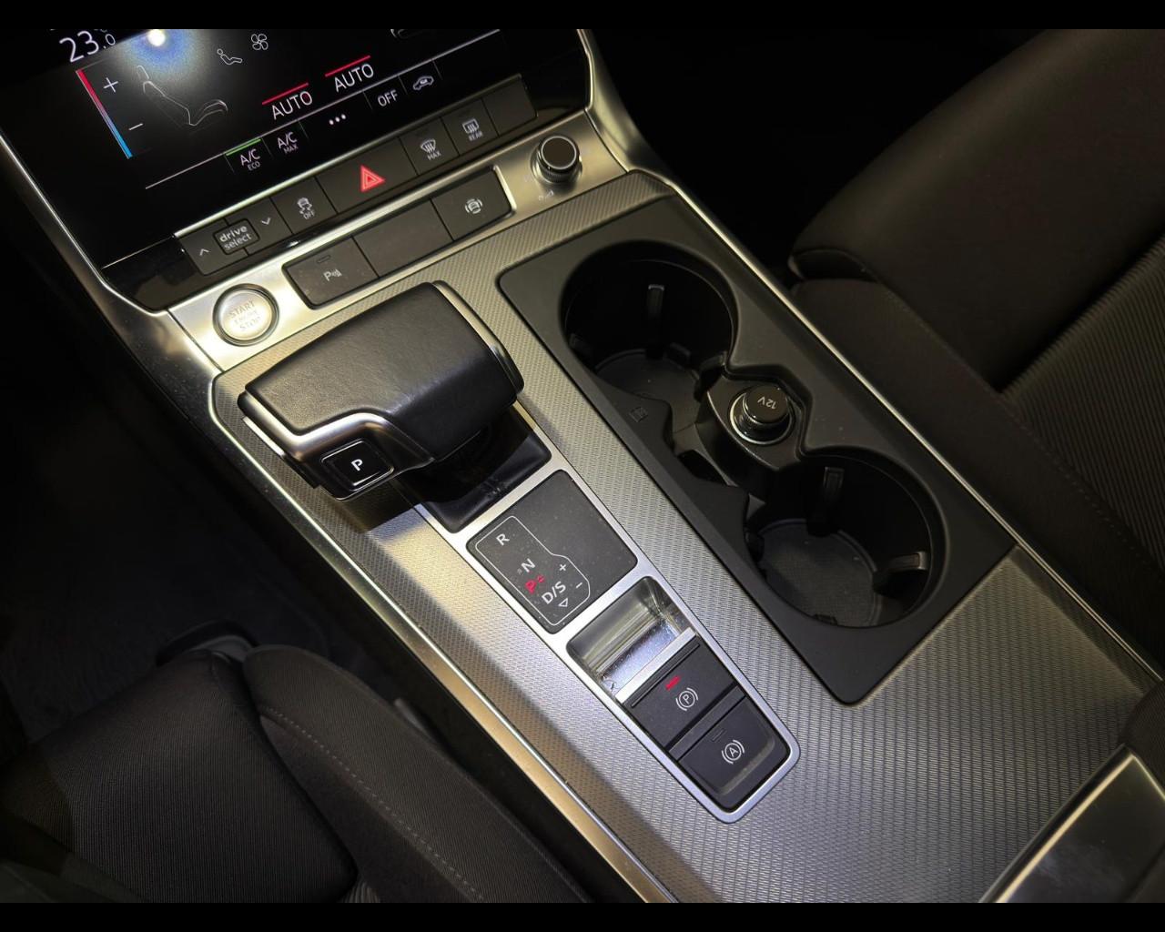 AUDI A6 5ª serie - A6 Avant 40 2.0 TDI S tronic Business