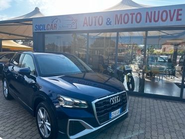 Audi Q2 35 TFSI Identity Black