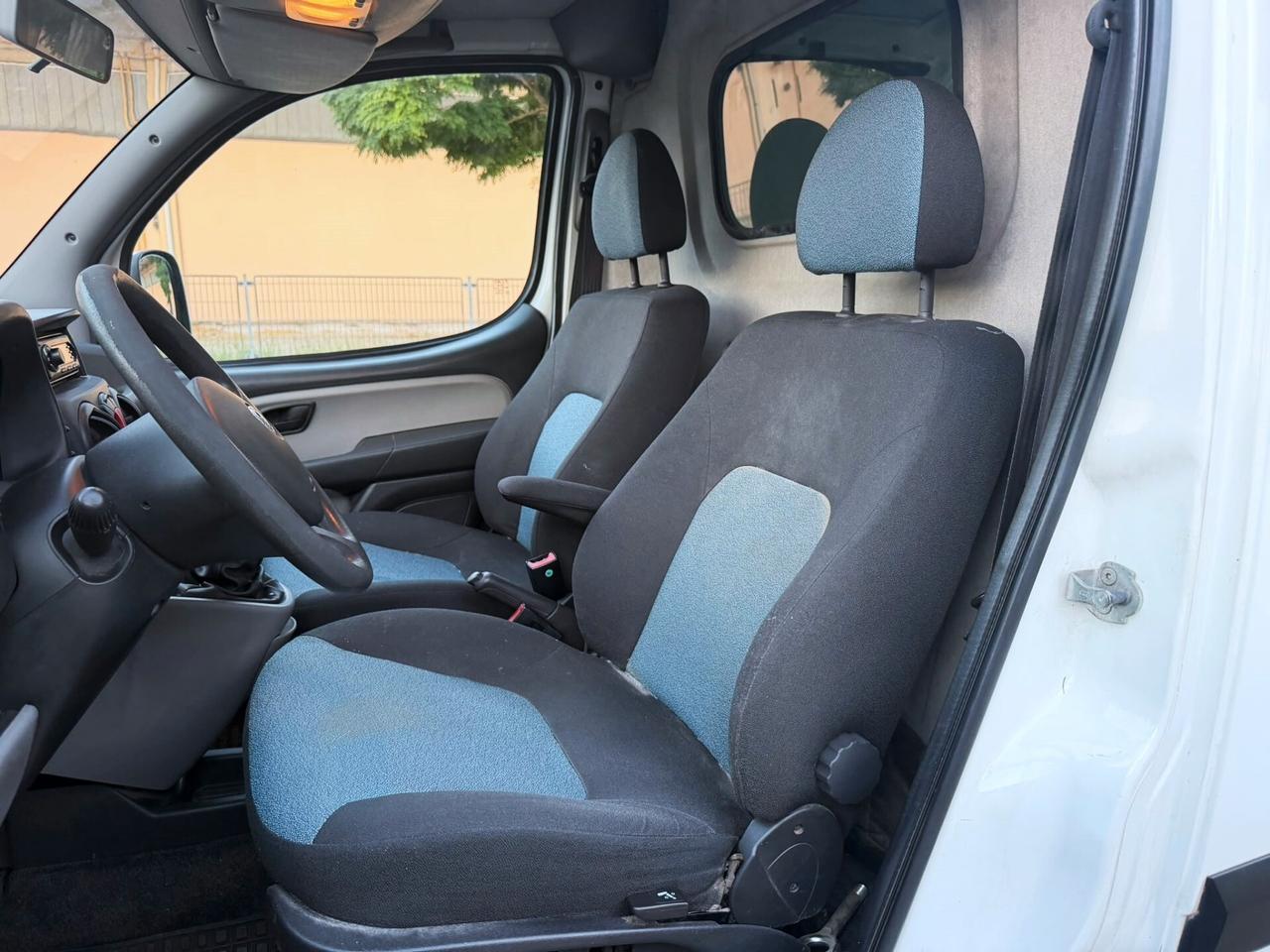 FIAT DOBLO 1.6 BENZINA METANO CON CLIMA