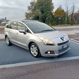 Peugeot 5008 2.0HDI 7POSTI NAVI FULL