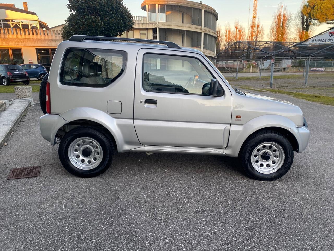 Suzuki Jimny 1.3i 16V cat 4WD JLX