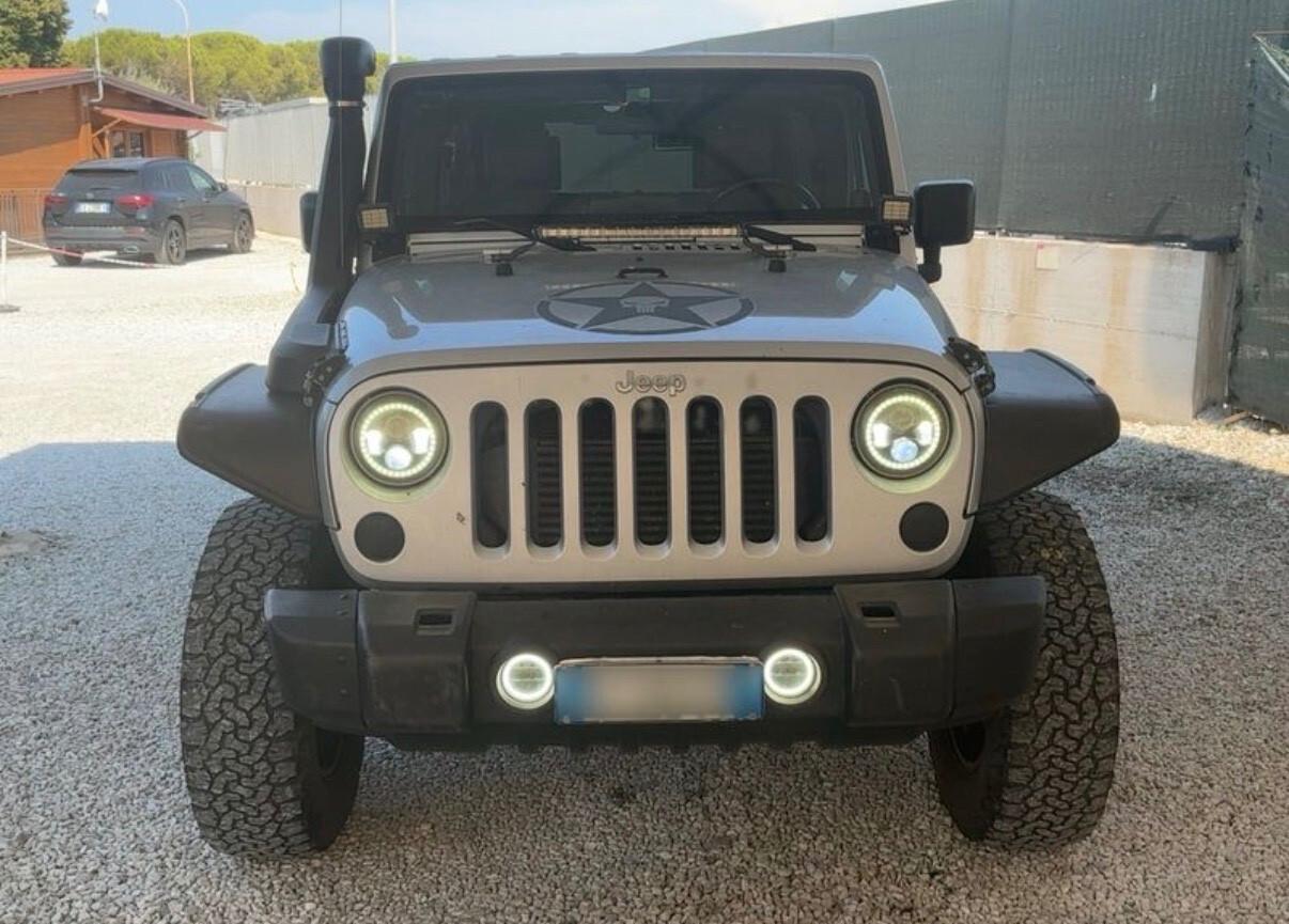 Jeep Wrangler Unlimited 2.8 CRD sahara Auto GARANZIA