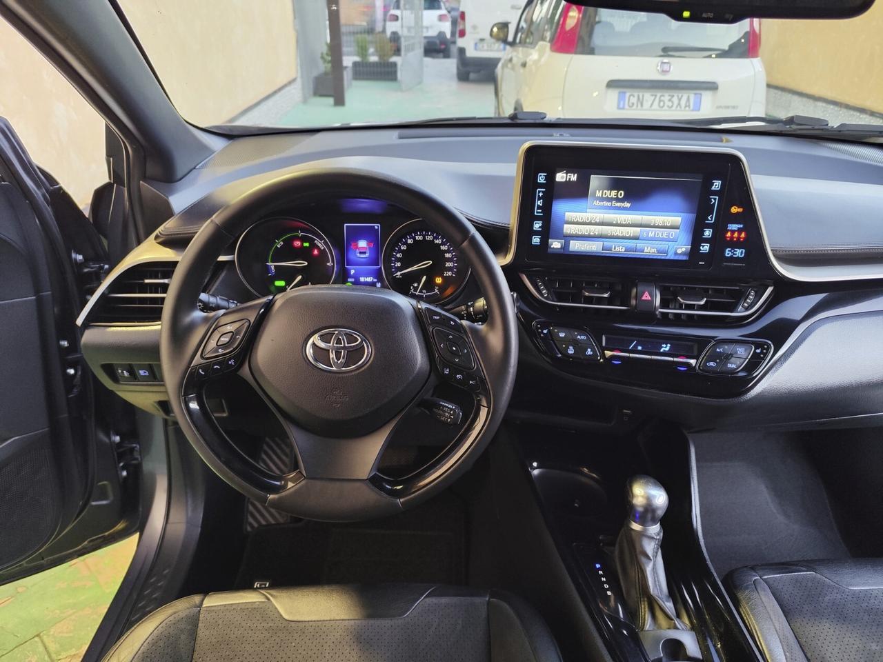 Toyota C-HR 1.8 Hybrid E-CVT Style Sport