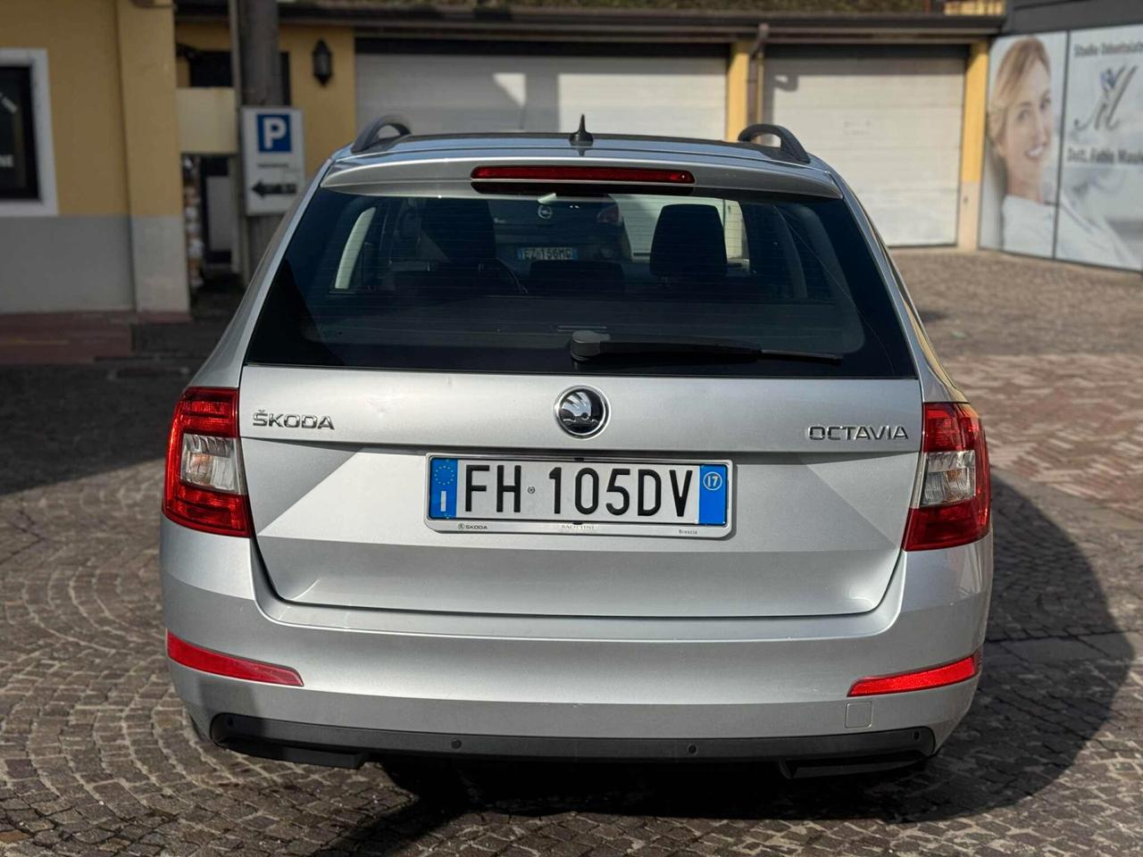 Skoda Octavia 1.6 TDI CV DSG Wagon Executive