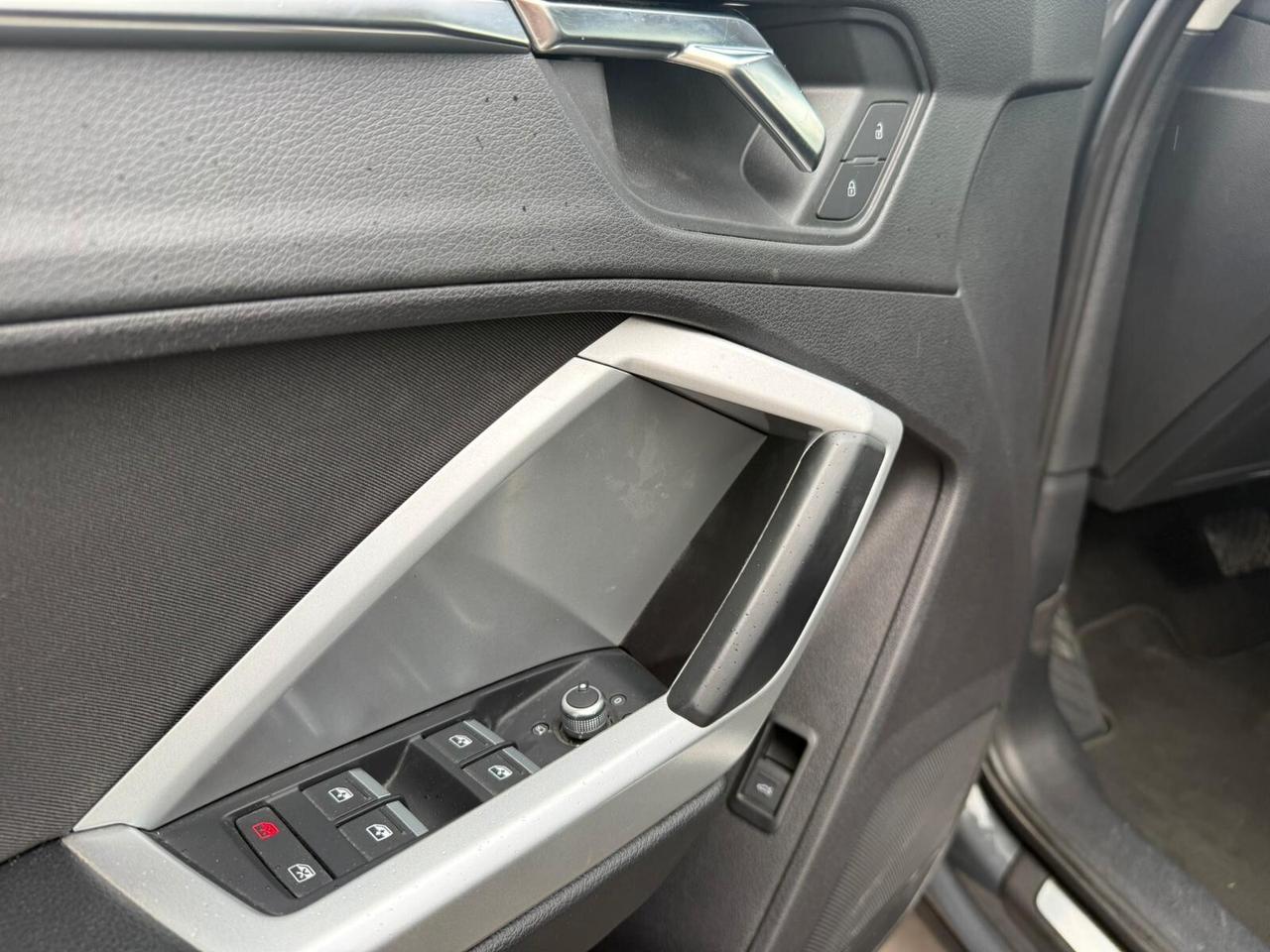 Audi Q3 35 TDI S tronic Business Advanced