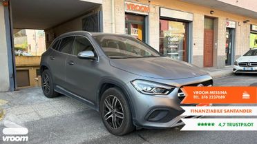 MERCEDES GLA (H247) GLA 180 d Automati...