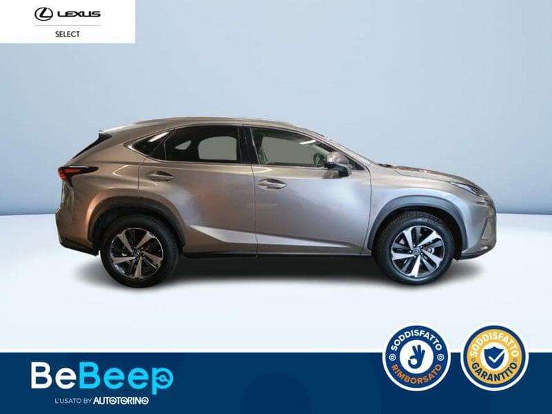 Lexus NX 300H 2.5 LUXURY 4WD CVT