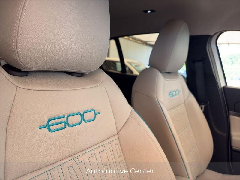 FIAT 600 1.2 Hybrid 100cv La Prima