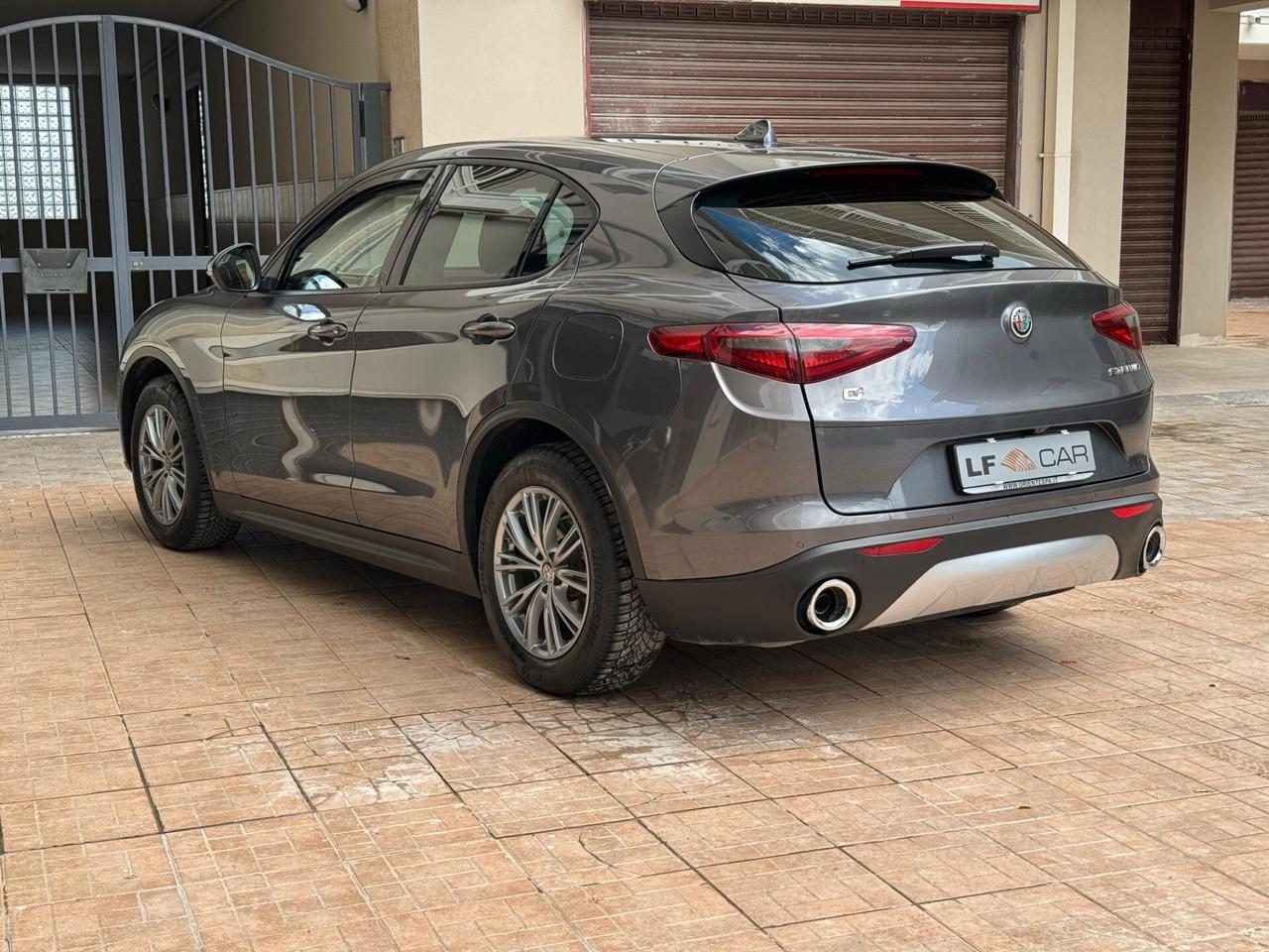 Alfa Romeo Stelvio 2.2 Turbodiesel 190 cv AT8 Q4 Executive