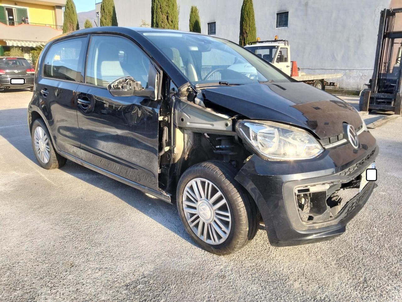 Volkswagen up! 1.0 Benzina 2023 SINISTRATA