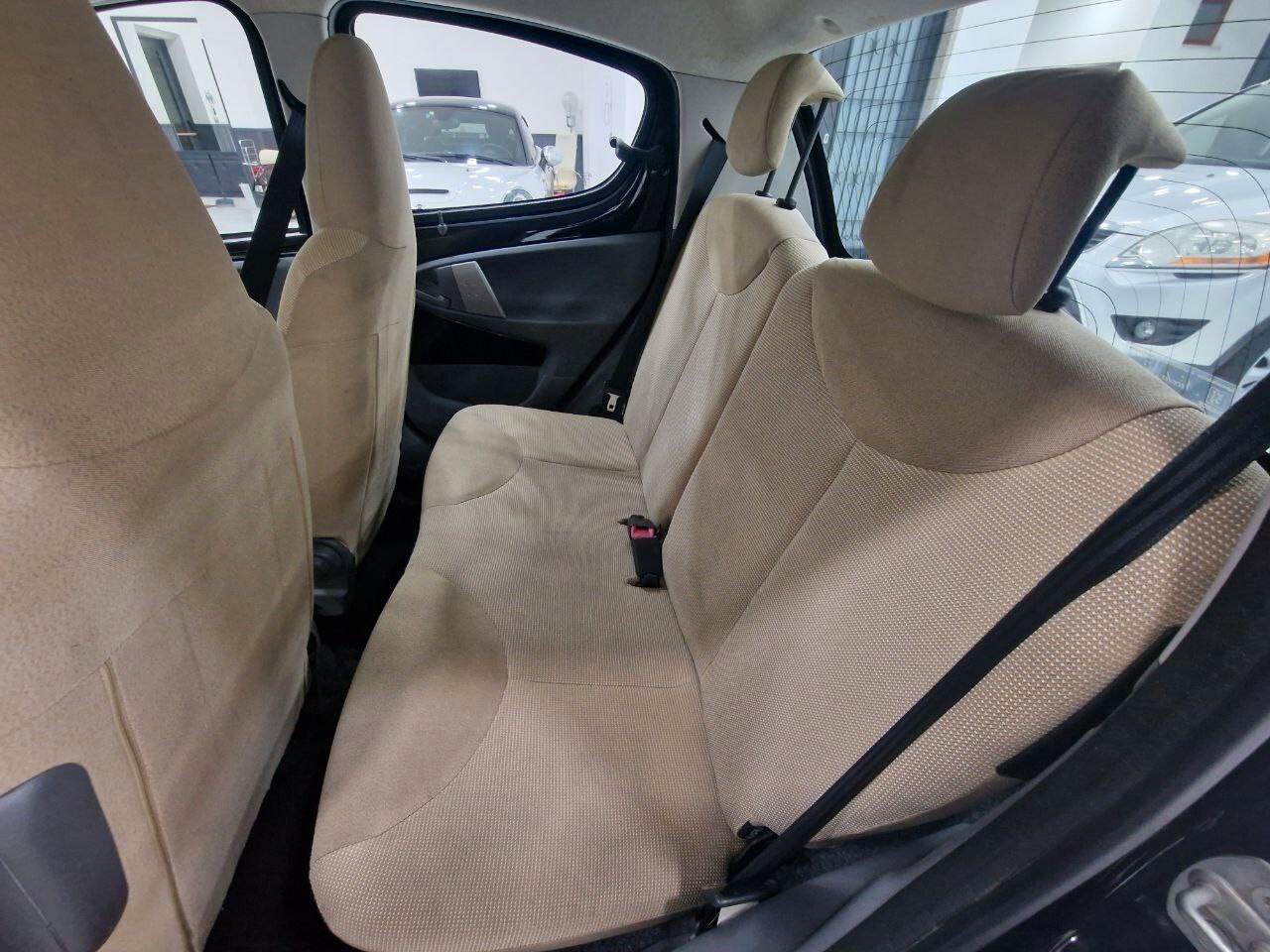 Peugeot 107 1.0 68 CV 5p. Cambio Automatico