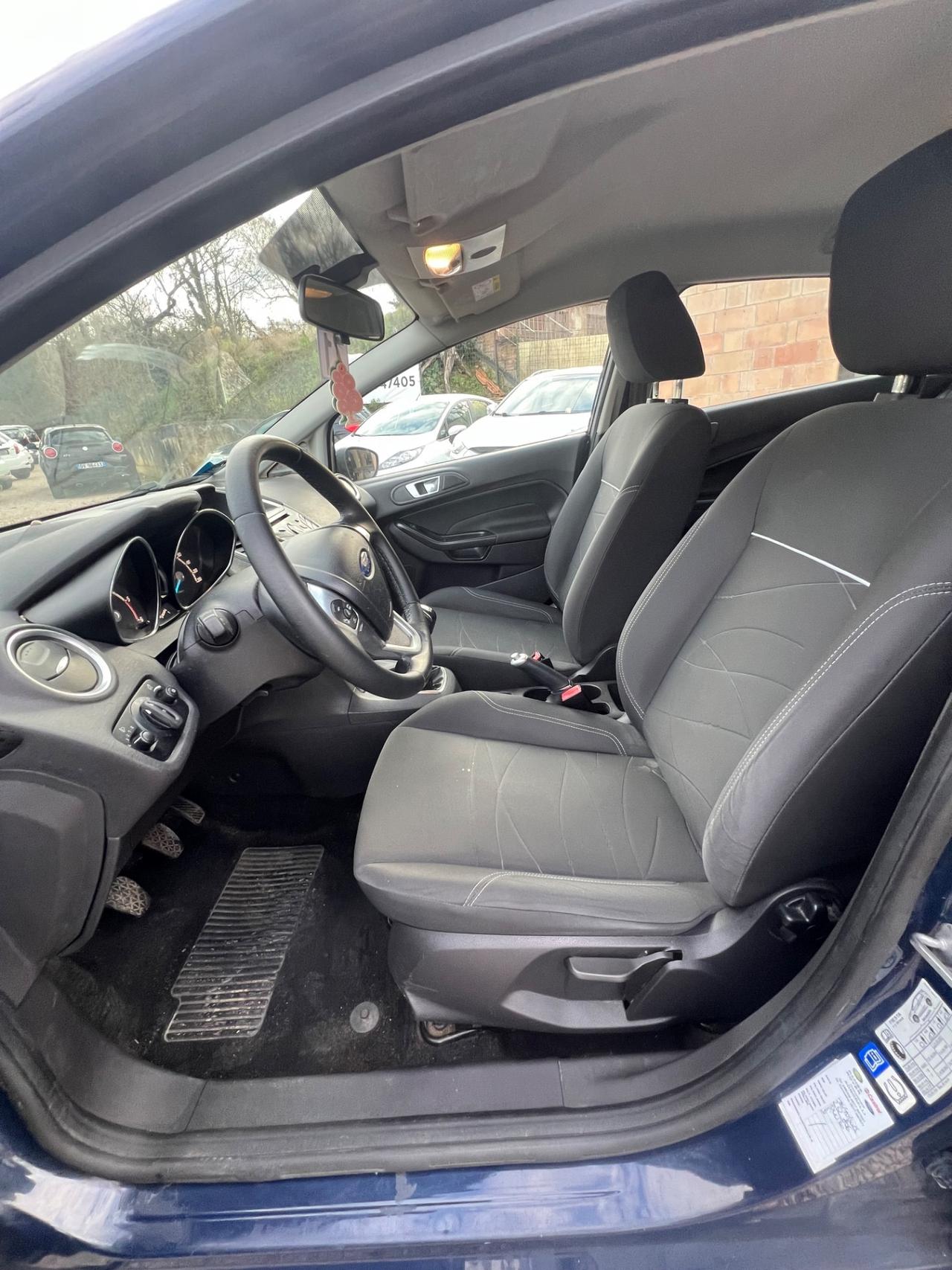 Ford Fiesta 1.5 TDCi 75CV 5 porte Titanium