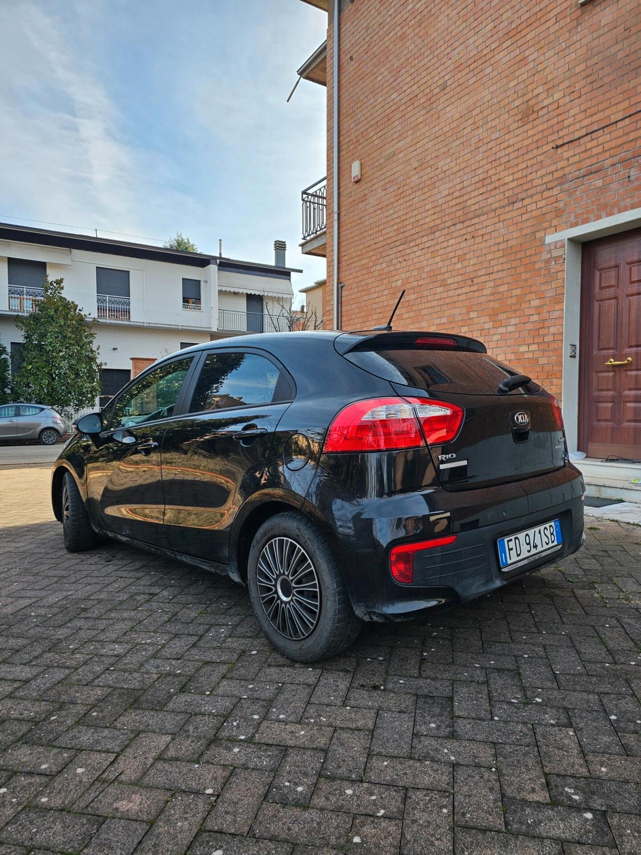 Kia Rio 1.4 CRDi 5p. Cool