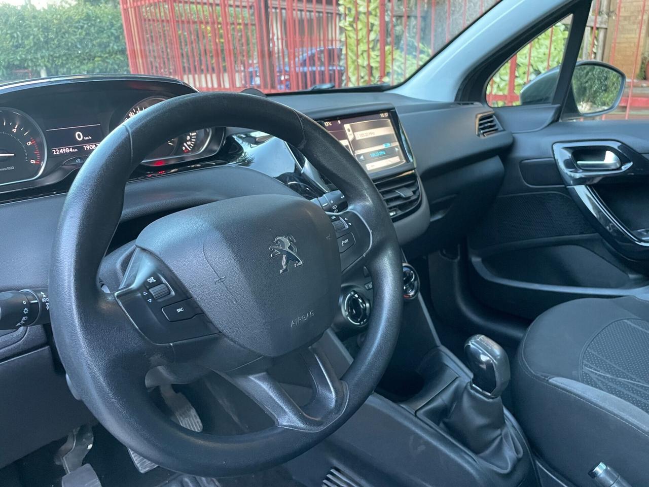 Peugeot 208 1.4 HDi 68 CV 5 porte Business