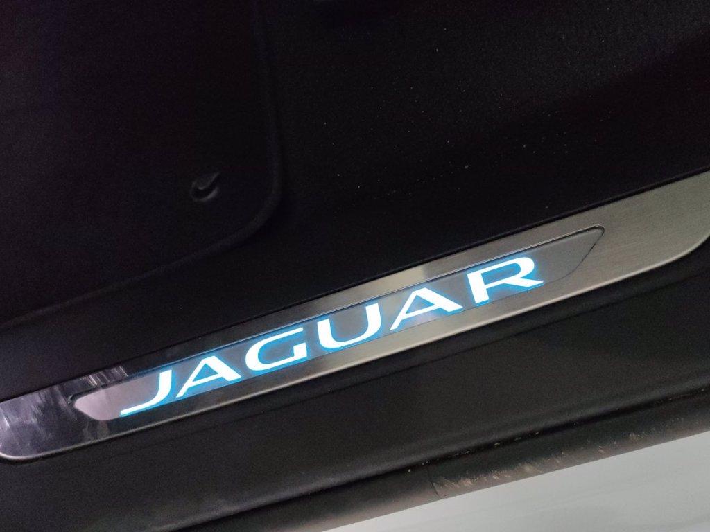 JAGUAR F-Pace (X761) JAGUAR 2.0 D 204 CV AWD au R-Dynamic S del 2021