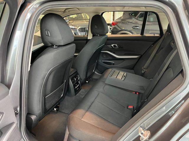 BMW 318 iA Touring Business Advantage StepTronic 156cv