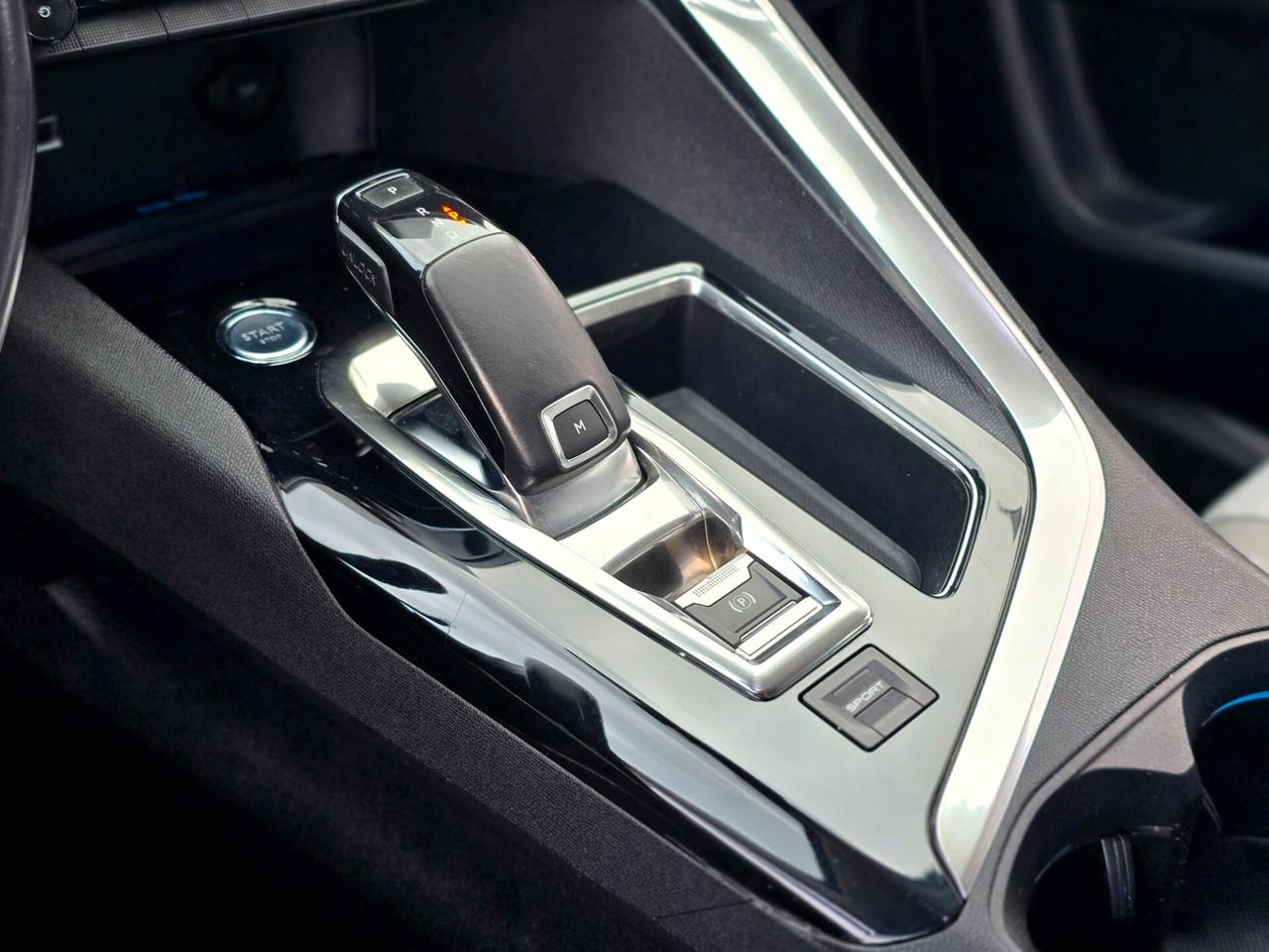 PEUGEOT 3008 ALLURE 1.6 HDI AUTOMATICA STRAFULL