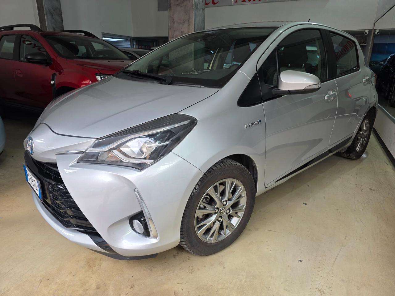 Toyota Yaris 1.5 Hybrid 73cv 1 PROPRIETARIO 2017