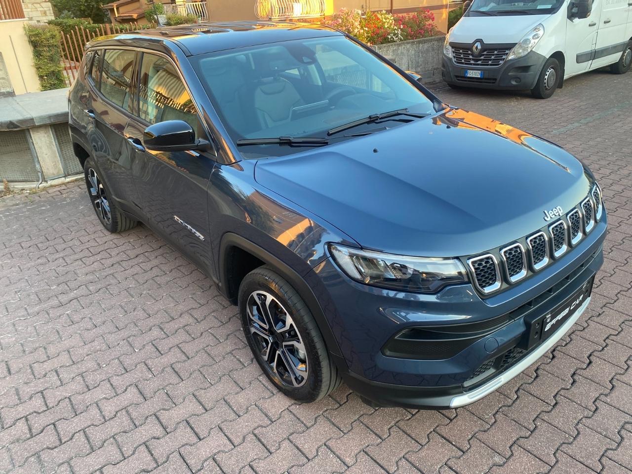 Jeep Compass E-Hybrid 1.5 T4 130 CV Mhev ALTITUDE KM0