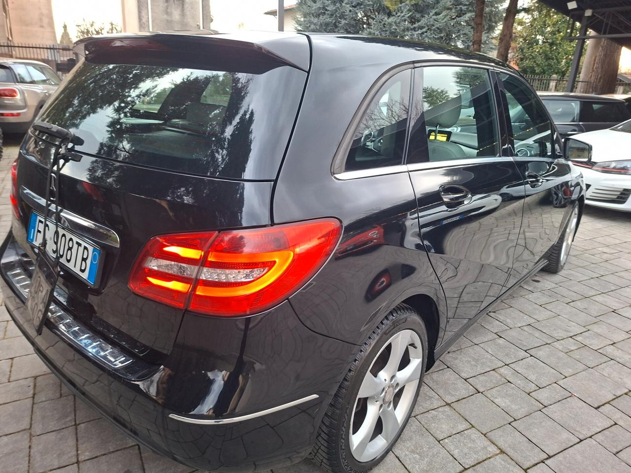 Mercedes-benz B 180 CDI BlueEFFICIENCY Premium