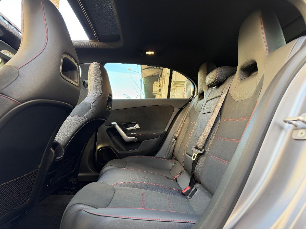 New Mercedes Classe A 200d Premium AMG Night Editon 150CV