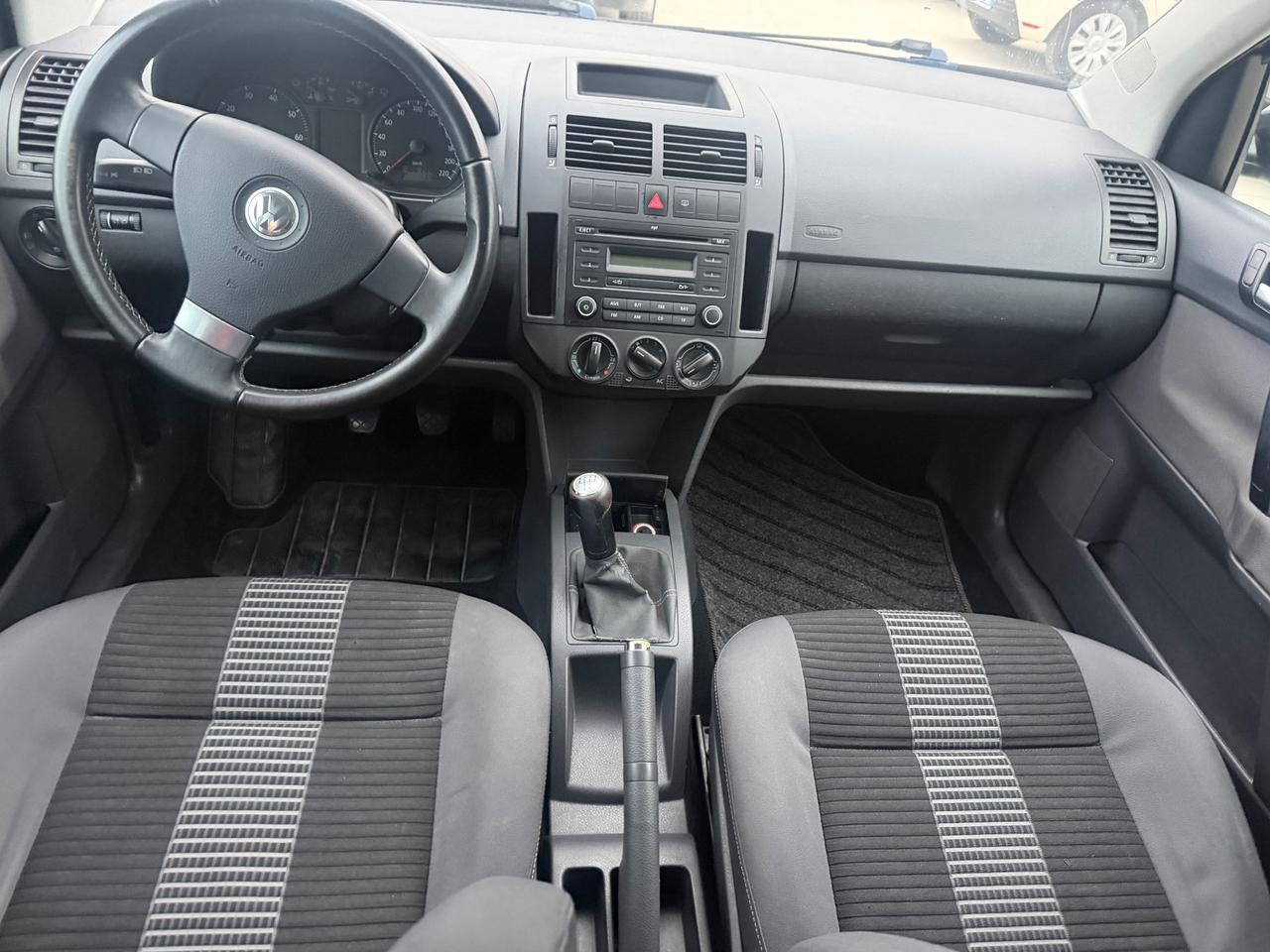Volkswagen Polo 1.2/70CV 12V 5p. Comfortline