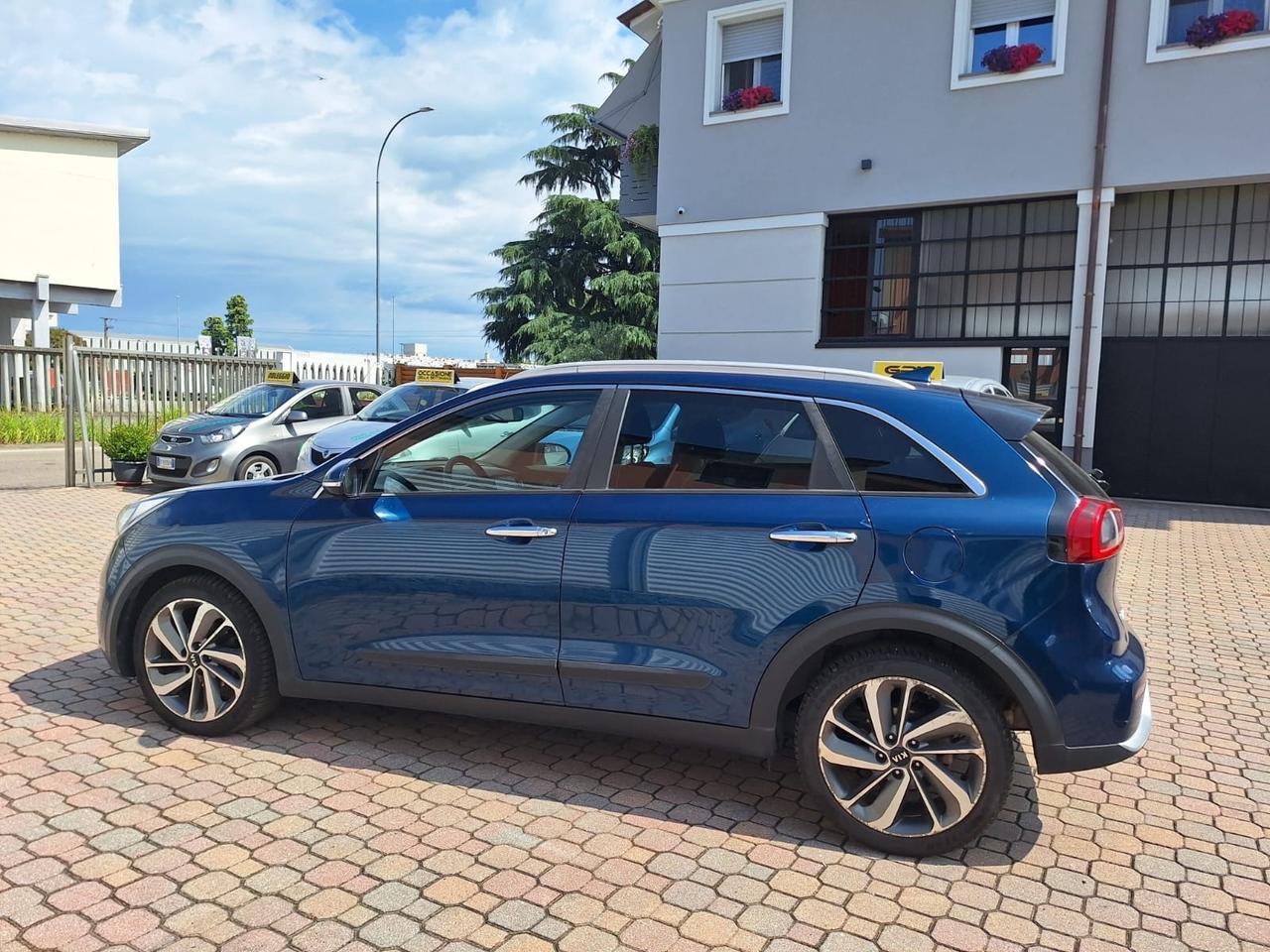 Kia Niro 1.6 GDi DCT Ibrido