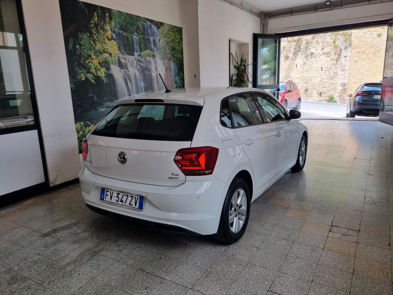 Volkswagen Polo 1.0 TGI 5p. Comfortline CLIMATRONIC, APP CONNECT
