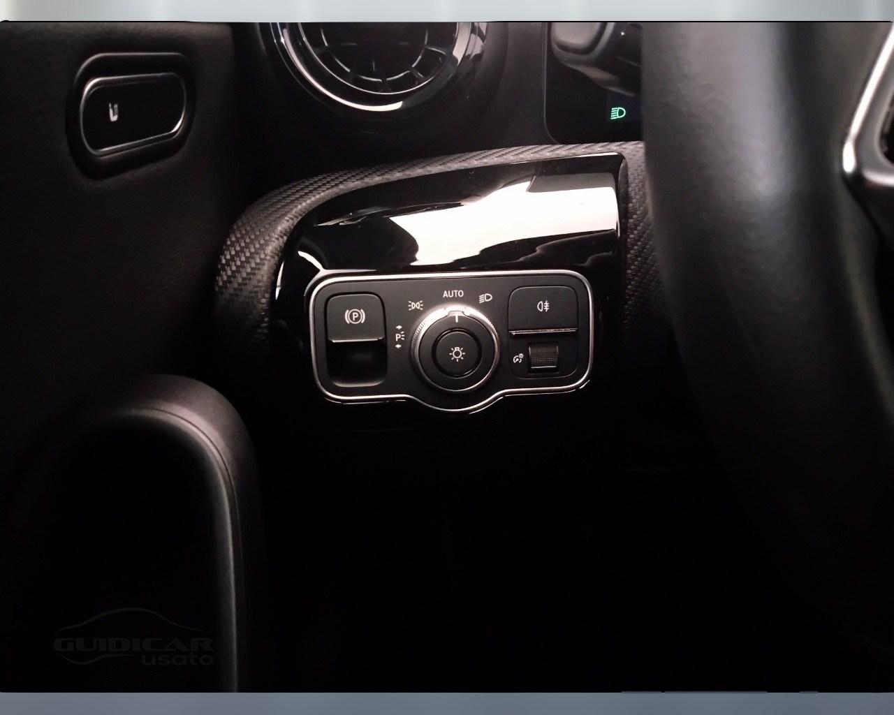 Mercedes-Benz Classe A - W177 2023 - A 180 d Advanced auto