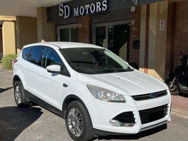 FORD Kuga 2.0 TDCI 140 CV 4WD Titanium