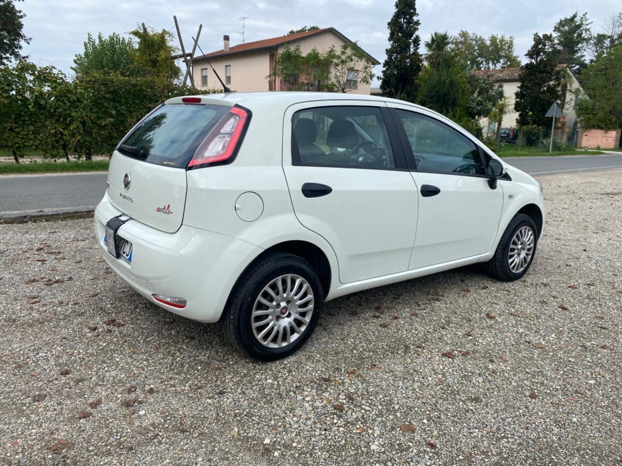 Fiat Punto 1.4 8V 5 porte Natural Power Street