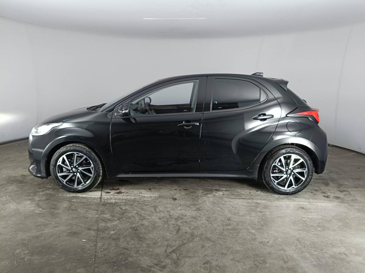 TOYOTA Yaris IV 2020 - Yaris 1.5h Trend