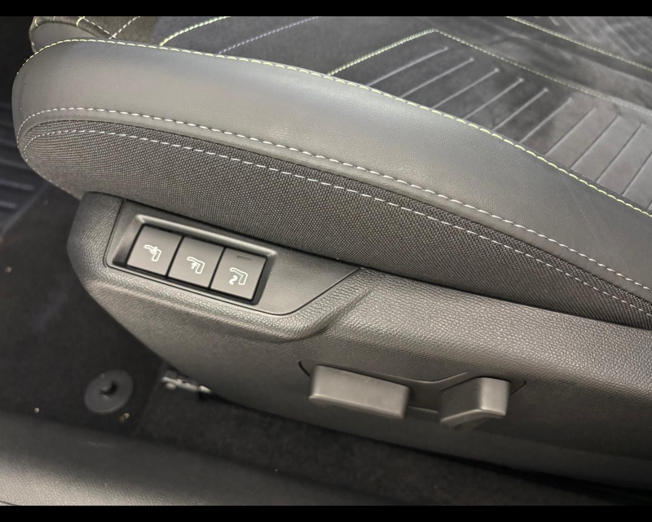 PEUGEOT 208 1.2 hybrid GT 145cv e-dcs 6