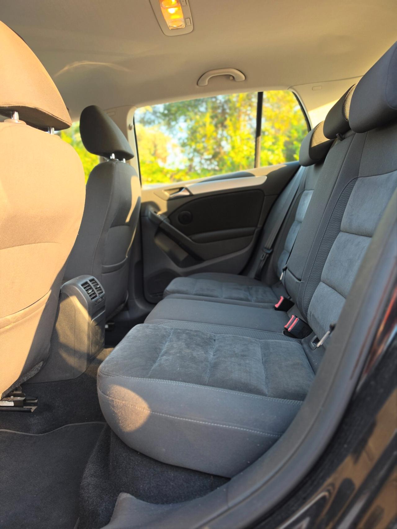 Volkswagen Golf 2.0 TDI 140CV Comfortline