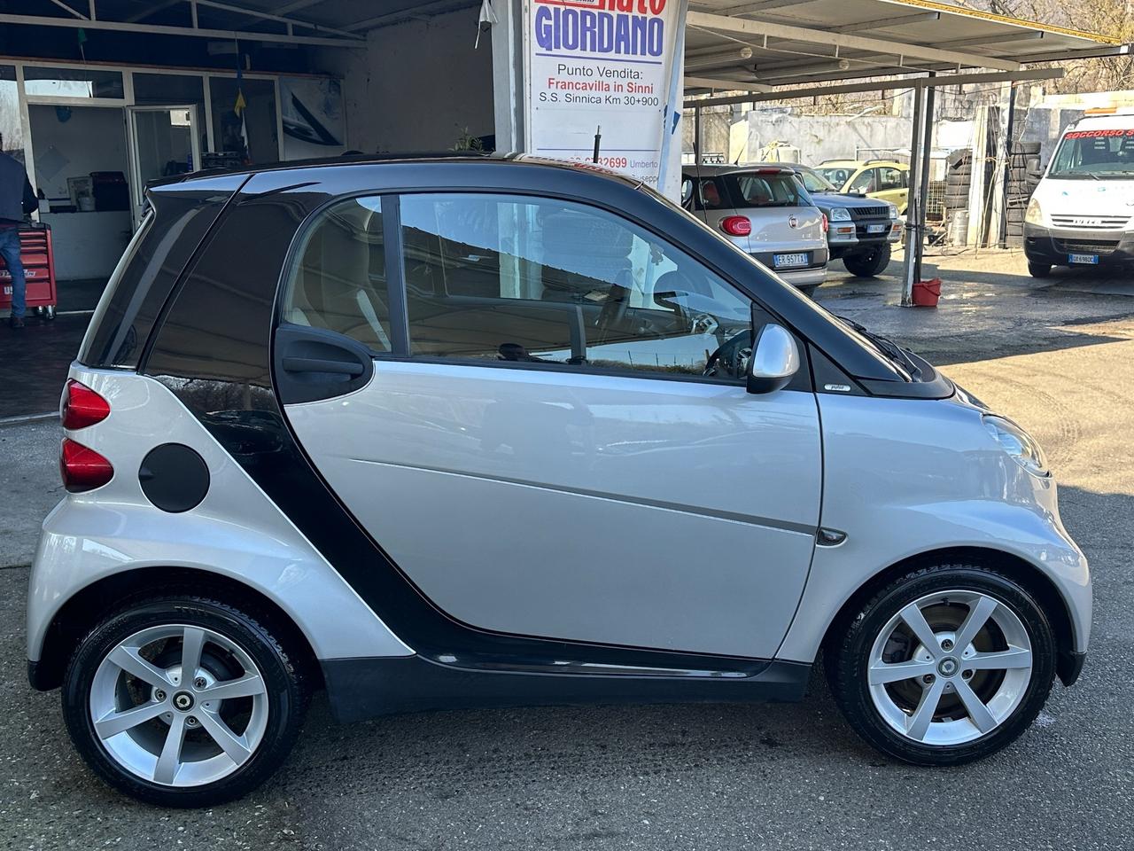 Smart 800 cdi soli 119.000 km