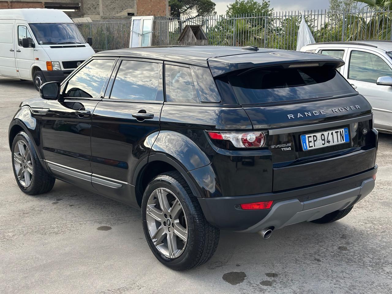 RANGE ROVER EVOQUE 2.2 TD4 150CV PRESTIGE BLACK