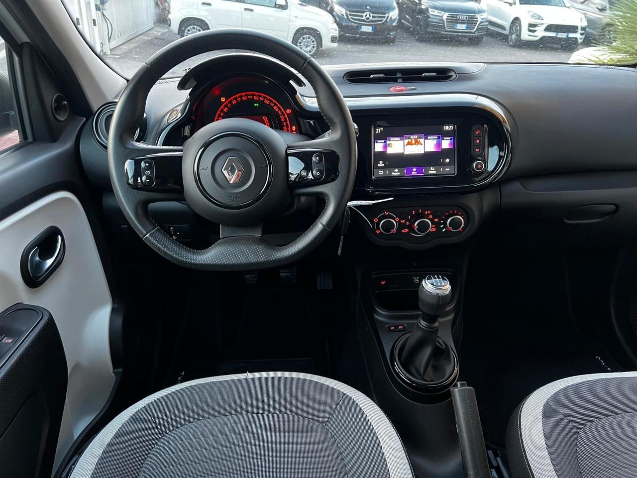 Renault Twingo SCe 65 CV Intens- 2021- LED