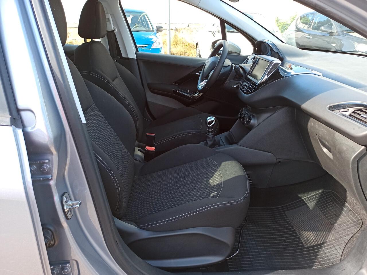 Peugeot 208 BlueHDi 100 cv 6m S&S 5 porte Active