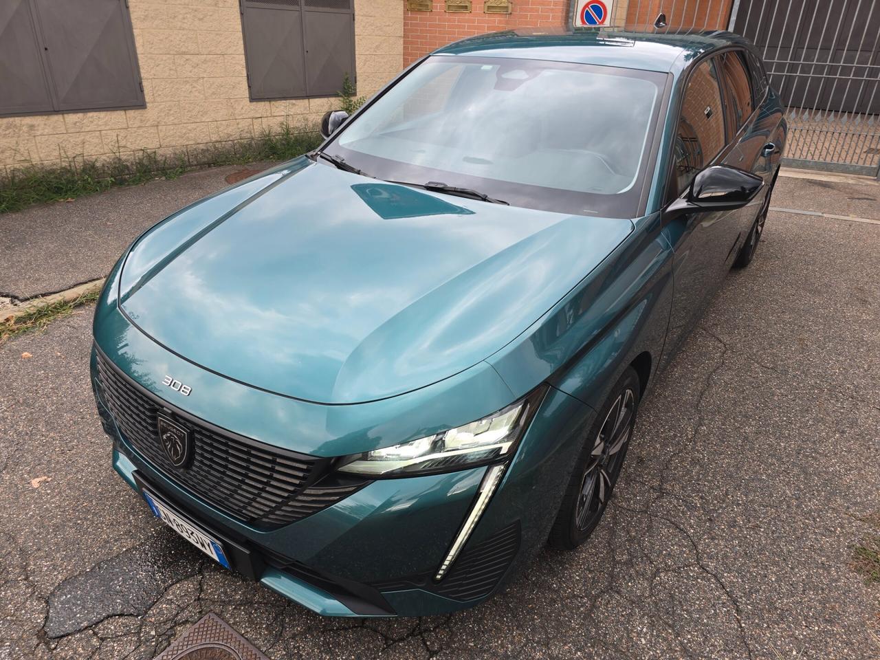 Peugeot 308 Allure Pack 1.5 BlueHdi 131cv (My'24 modello nuovo)