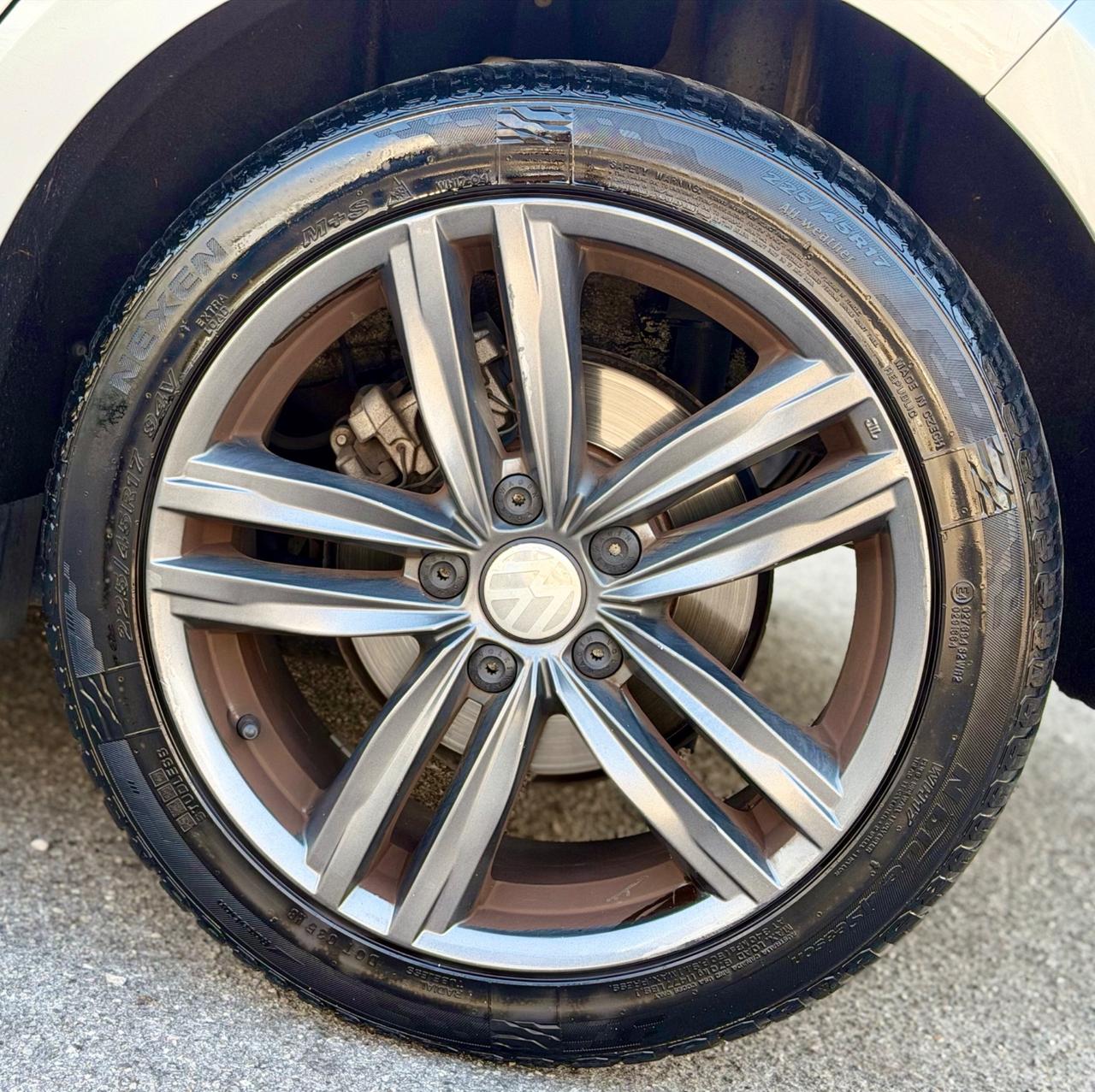 Volkswagen Golf 2014 1.6 TDI 5p. Highline BlueMotion Technology