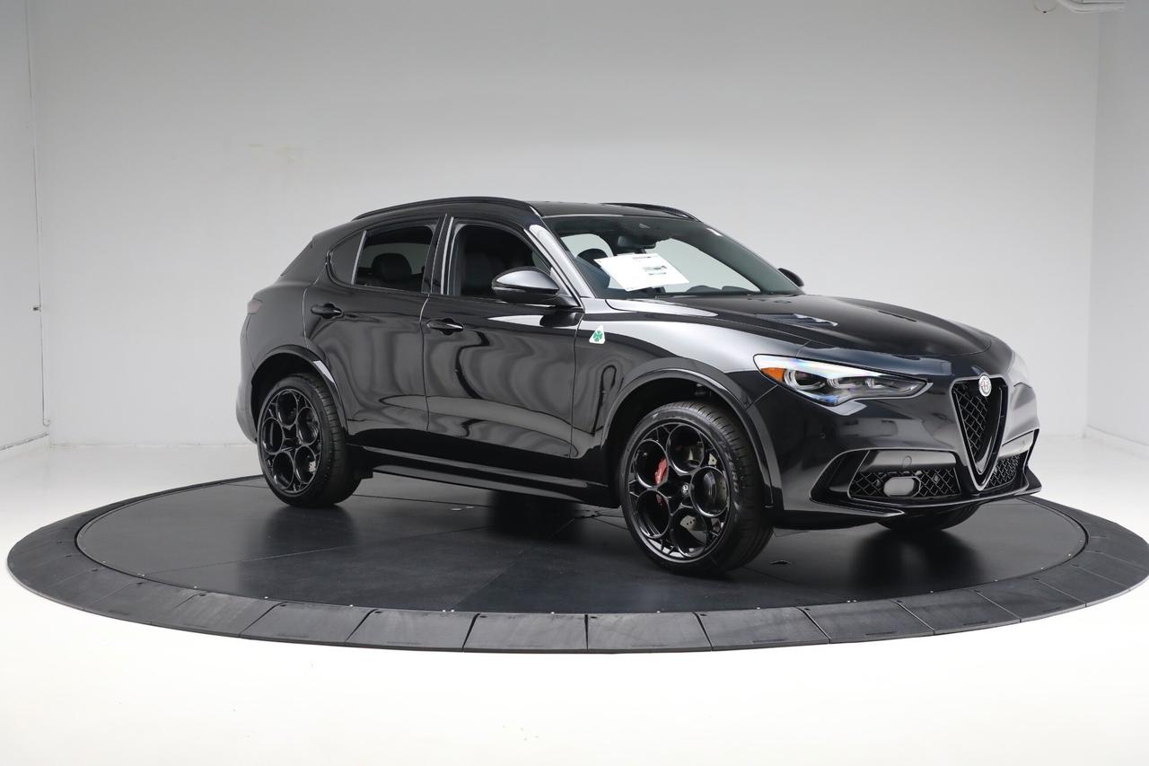 Alfa Romeo Stelvio 2.9 BiT.V6 510 AT8 Quadrifoglio NOLEGGIO LUNGO TERMINE