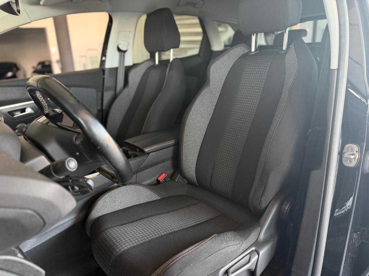 Peugeot 3008 BlueHDi 130 S&S Allure