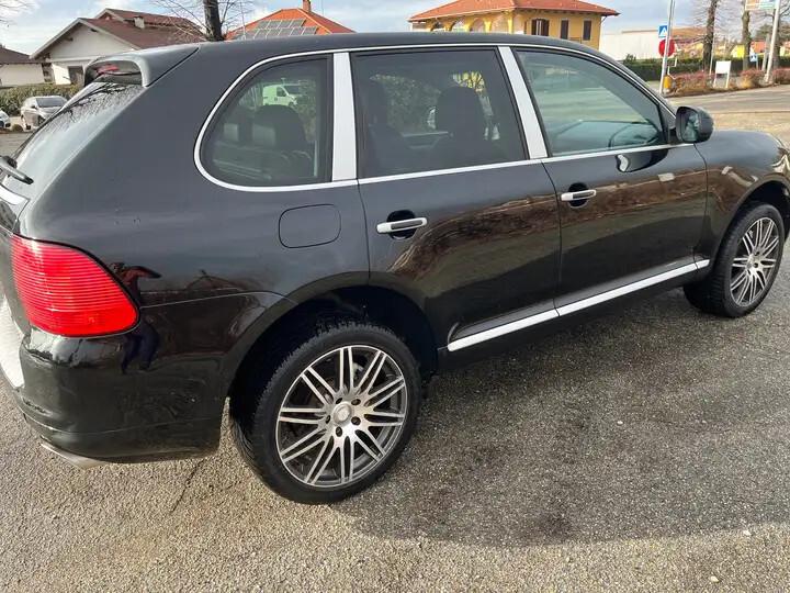 Porsche Cayenne 3.2 250cv Tipronic ASI + CRS a libretto