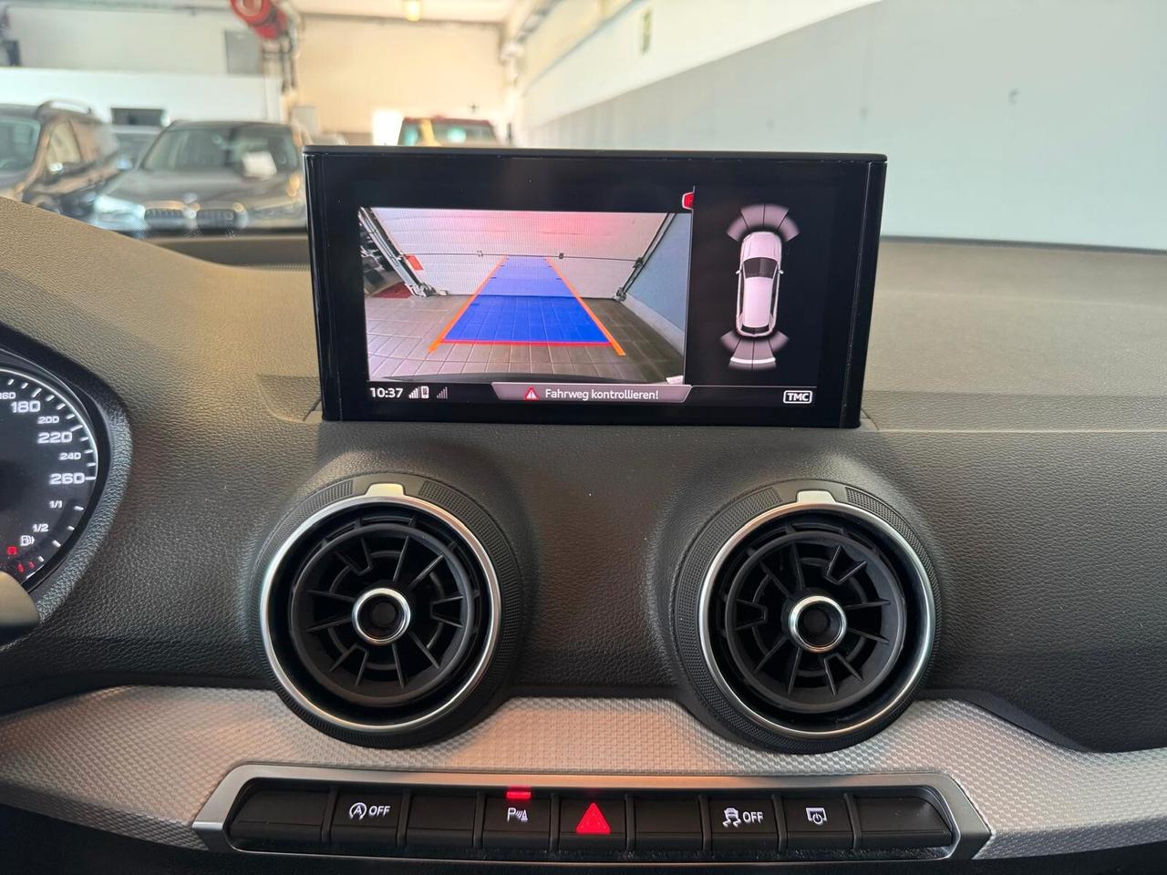 Audi Q2 35 TFSI S tronic Business