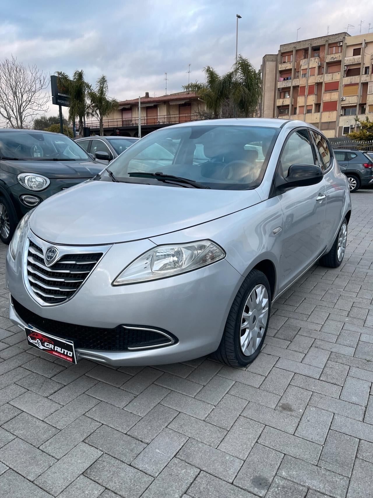 Lancia Ypsilon 1.3 MJT 95 CV 5 porte S&S