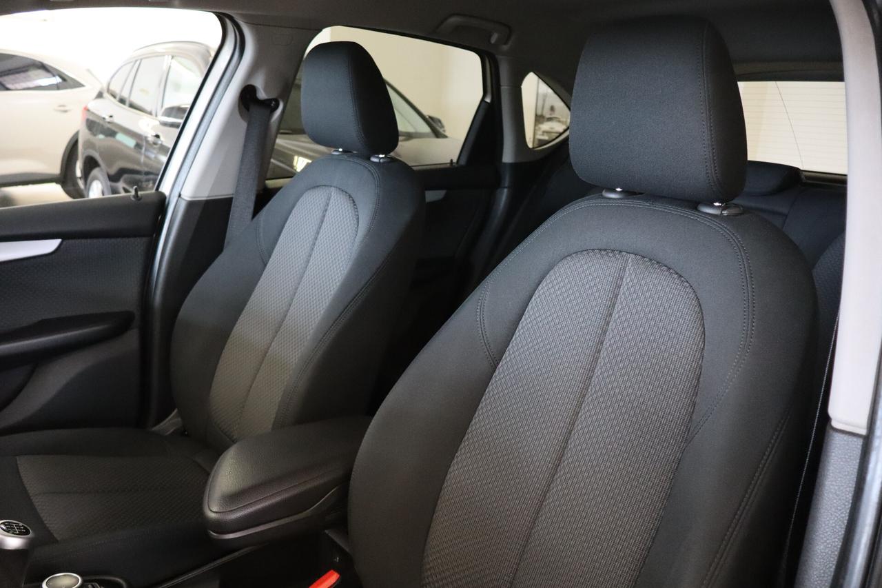 BMW 218d ACTIVE TOURER ADVANTAGE