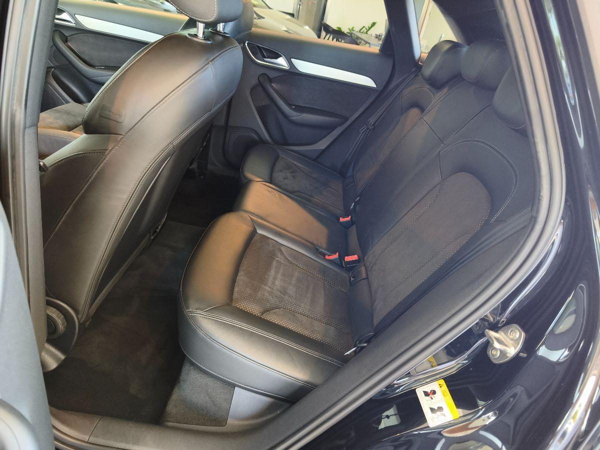 AUDI Q3 2.0 TDI 177 CV quattro S-LINE