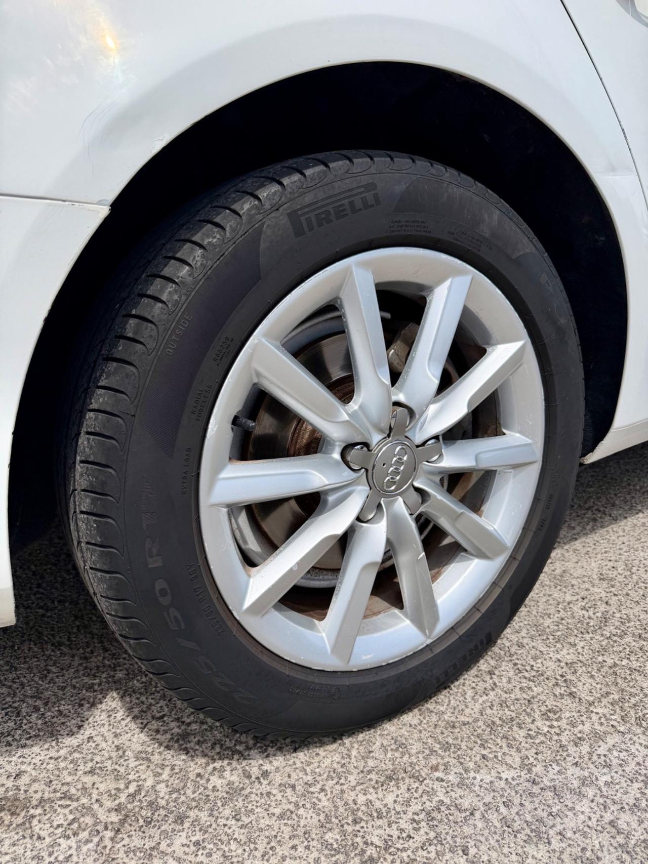 Audi A4 Avant 2.0 TDI 120 CV 2013